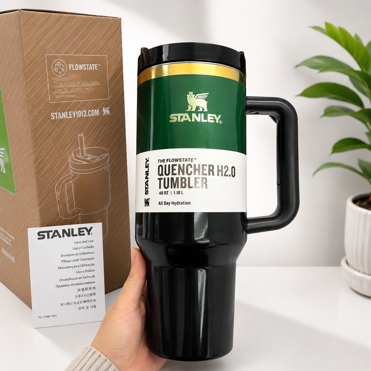 Stanley The FlowState Quencher H2.0 Tumbler 40 oz